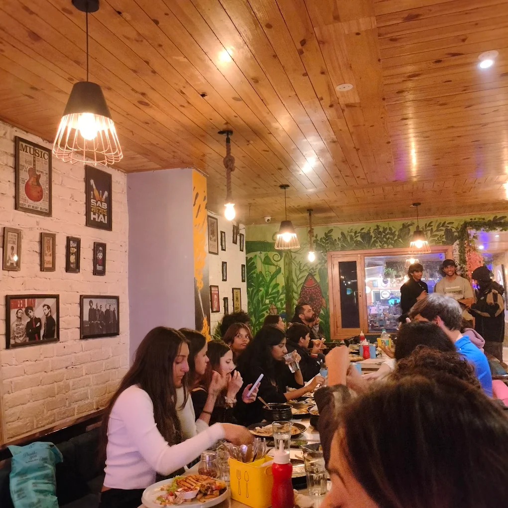 Ajay & Shruti at Beer O'Clock